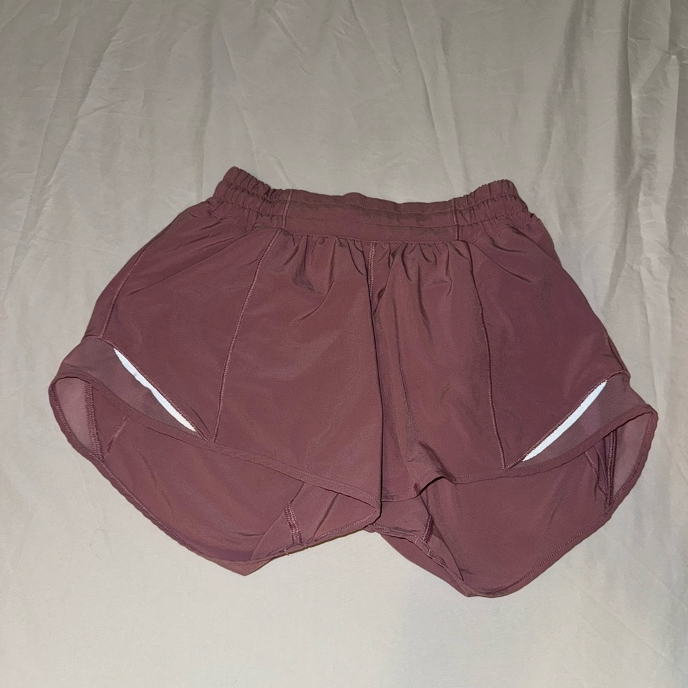 Lululemon Mauve Athletic Shorts with Reflective Accents and Elastic Waistband